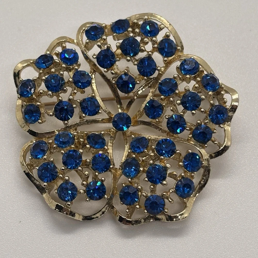 Vintage Brooch Blue Rhinestone Pin Costume Jewelry Retro‎ Statement